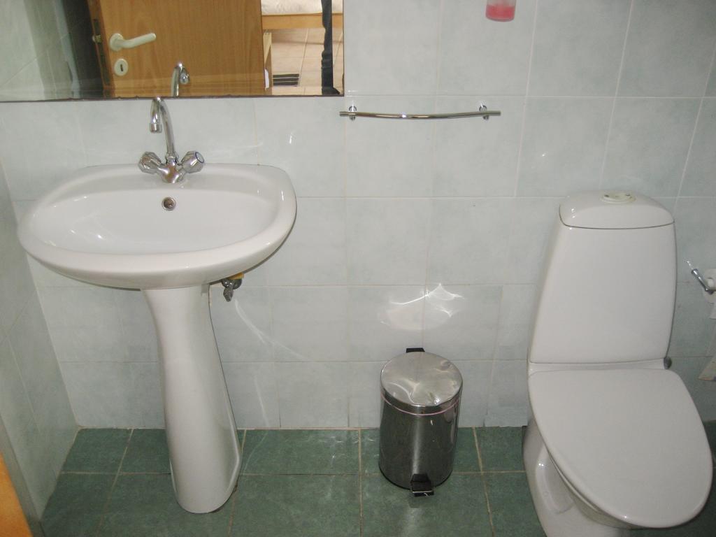 Lykavitos Apartments Nikosia Zimmer foto